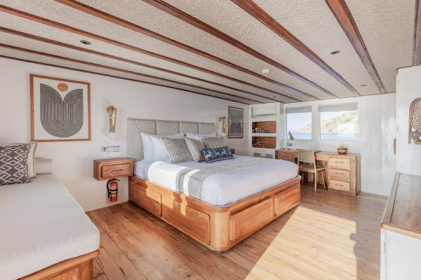 RBL_C4_ FULL CABIN _KNP_5517 x 3678_BALI INTERIORS (1)_72dpi